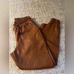 Faux leather comfort pant